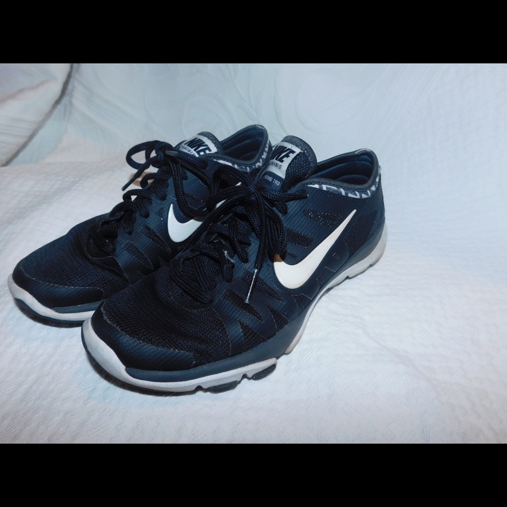 Black Nike Running Shoes